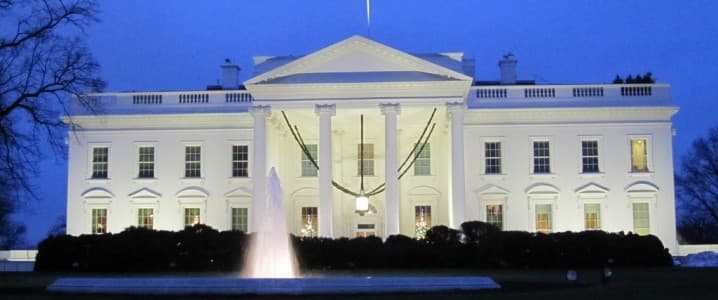 U.S. Senators Urge Saudi Arabia To End Oil War