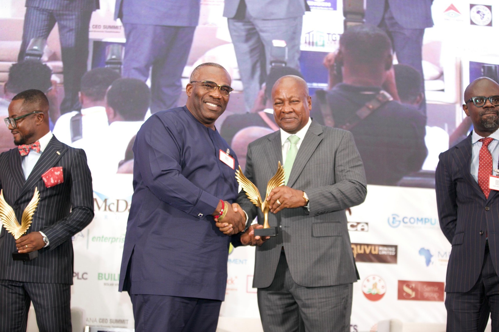 Ghana: Acting VRA CEO Obeng-Kenzo Honoured At 2025 CEO Summit