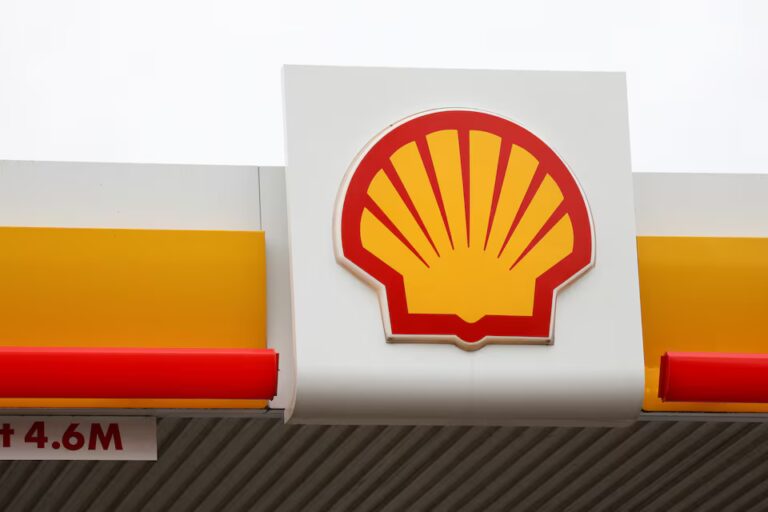 Shell Exits Two Wind Projects Off The UK Coast After Strategic Review