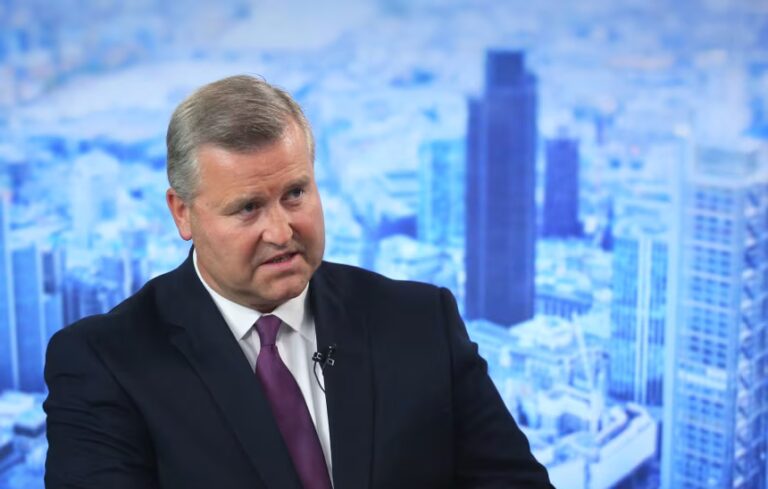 BP Removes Chairman Albert Manifold Over ‘Serious Conduct Issues’